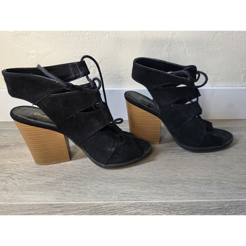 Qupid barnes 01a Womens size 8.5 black suede lace up ankle wedge block bootie